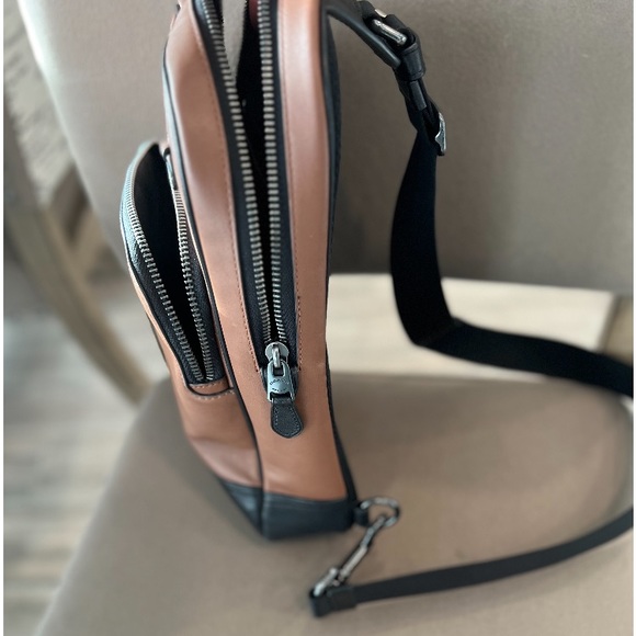 Coach Graham Pack Crossbody - Picture 11 of 16